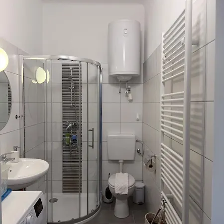 Διαμέρισμα Sunny Garden With Terrace -